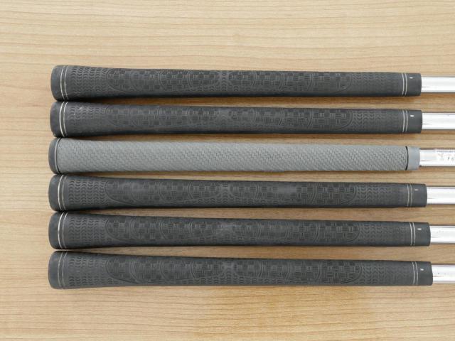 Iron set : Honma : ชุดเหล็ก Honma Bezeal 535 (ปี 2019 รุ่นนี้ใบใหญ่ที่สุดของ Honma) มีเหล็ก 6-11 (6 ชิ้น) ก้านเหล็ก NS Pro 950 Flex S
