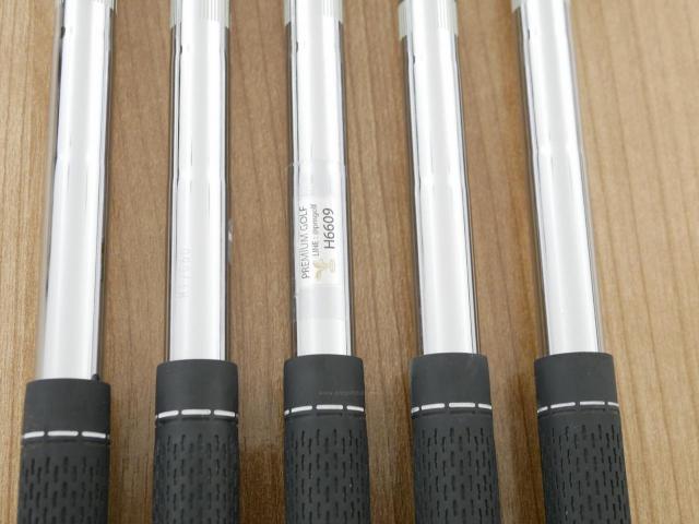 Iron set : Titleist : ชุดเหล็ก Titleist VG3 Type D Forged (ปี 2017 Japan Spec. ตีง่ายและไกลที่สุดของ Titleist) มีเหล็ก 6-Pw (5 ชิ้น) ก้านเหล็ก NS Pro 950 Flex S