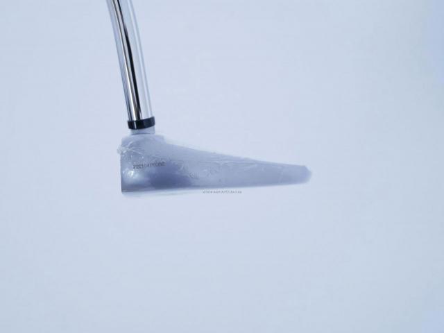 Putter : All : **ของใหม่ ยังไม่แกะพลาสติก** พัตเตอร์ Odyssey White Hot OG V-Line ก้าน Stroke LAB ยาว 34 นิ้ว