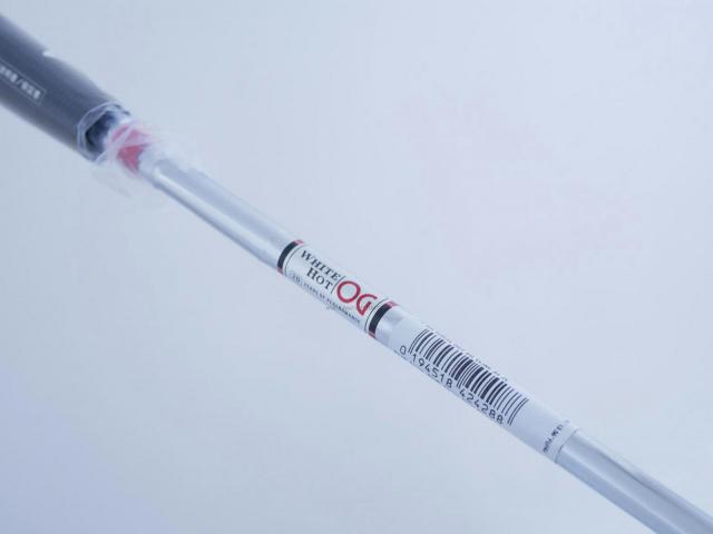 Putter : All : **ของใหม่ ยังไม่แกะพลาสติก** พัตเตอร์ Odyssey White Hot OG V-Line ยาว 34 นิ้ว