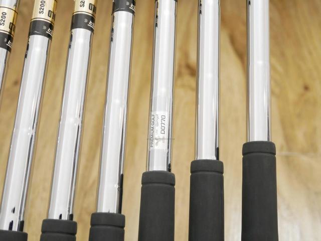 Iron set : Fourteen : ชุดเหล็ก Fourteen FH900 Forged (ปี 2019 นุ่มมากๆ) มีเหล็ก 4-Pw (7 ชิ้น) ก้านเหล็ก Dynamic Gold S200