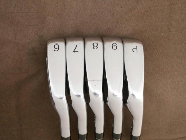 Iron set : Other Brand : ชุดเหล็ก Kamui TP-701 Forged มีเหล็ก 6-Pw (5 ชิ้น) ก้านเหล็ก NS Pro 950 Flex S