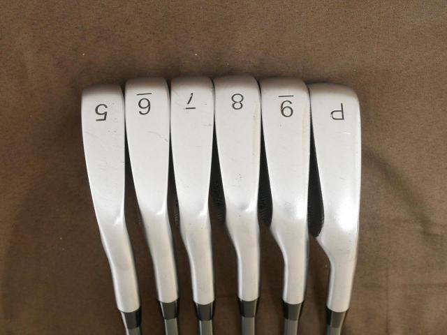 Iron set : Other Brand : ชุดเหล็ก Crazy SBI-02 Forged (ปี 2020 หายากมาก นุ่มมาก) มีเหล็ก 5-Pw (6 ชิ้น) ก้านกราไฟต์ Fujikura MCI Black 80 Flex S