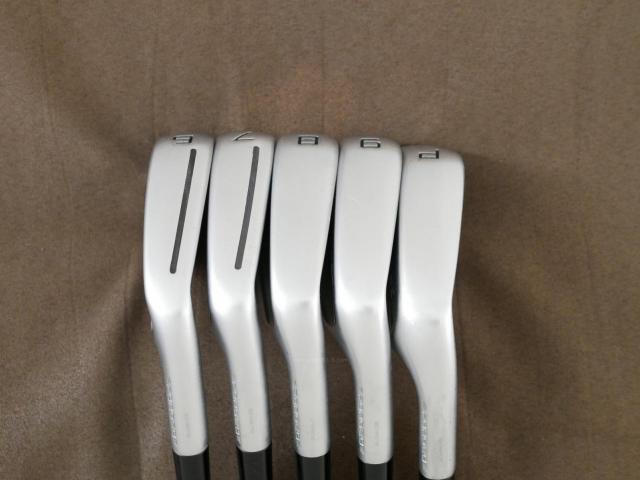 Iron set : Taylormade : ชุดเหล็ก Taylormade P790 (ตัวท้อปสุด ปี 2023 Japan Spec.) มีเหล็ก 6-Pw (5 ชิ้น) ก้านกราไฟต์ Graphite Design RAUNE i75 Flex S