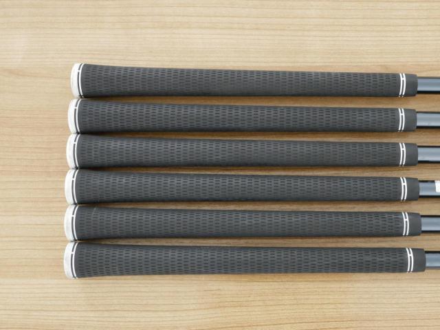 Iron set : Callaway : ชุดเหล็ก Callaway APEX Ai300 Forged (รุ่นล่าสุด ออกปี 2024) มีเหล็ก 5-Pw (6 ชิ้น) ก้านกราไฟต์ UST Mamiya RECOIL DART 6 Flex R