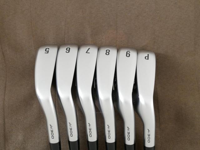 Iron set : Callaway : ชุดเหล็ก Callaway APEX Ai300 Forged (รุ่นล่าสุด ออกปี 2024) มีเหล็ก 5-Pw (6 ชิ้น) ก้านกราไฟต์ UST Mamiya RECOIL DART 6 Flex R