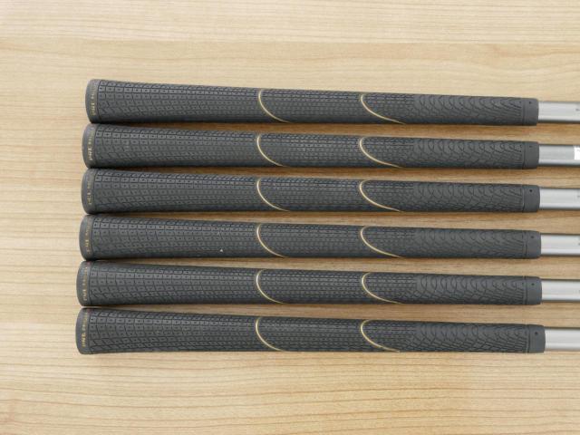 Lady club : All : ชุดเหล็ก PRGR Premium Red TR-X 505 (รุ่นท็อป หน้าเด้ง ตีง่ายไกลมาก) มีเหล็ก 7-Pw,Aw,Sw (6 ชิ้น) ก้านกราไฟต์ Flex L (M-30)