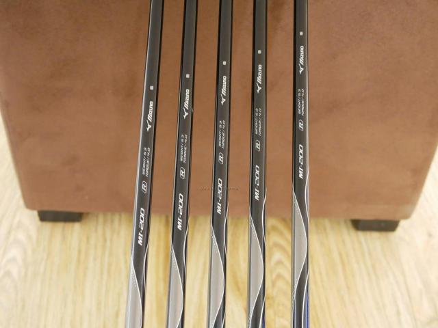 Iron set : Mizuno : ชุดเหล็ก Mizuno JPX 825 XD มีเหล็ก 6-Pw (5 ชิ้น) ก้านกราไฟต์ Flex R