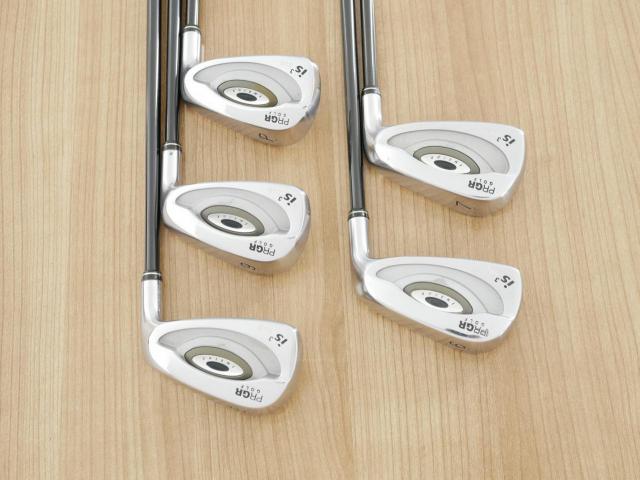 Iron set : PRGR : ชุดเหล็ก PRGR is3 502 มีเหล็ก 6-Pw (5 ชิ้น) ก้านกราไฟต์ Flex R