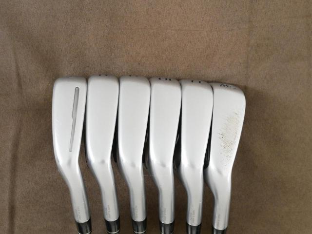 Lady club : All : ชุดเหล็ก Honma Tour World GS (ออกปี 2021 ใบใหญ่ ตีง่าย ไกล) มีเหล็ก 7-11,Sw (6 ชิ้น) ก้านกราไฟต์ Honma Speedtuned 42 Flex L