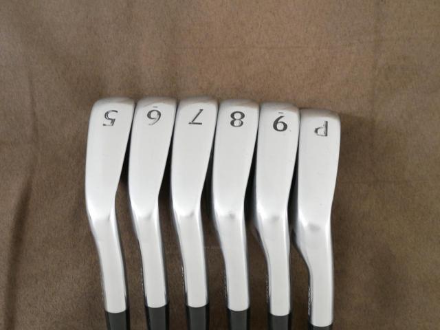 Iron set : Titleist : ชุดเหล็ก Titleist VG3 Forged (ออกปี 2019 Japan Spec. นุ่มแน่น) มีเหล็ก 5-Pw (6 ชิ้น) ก้านกราไฟต์ Fujikura MCI Black 80 Flex S