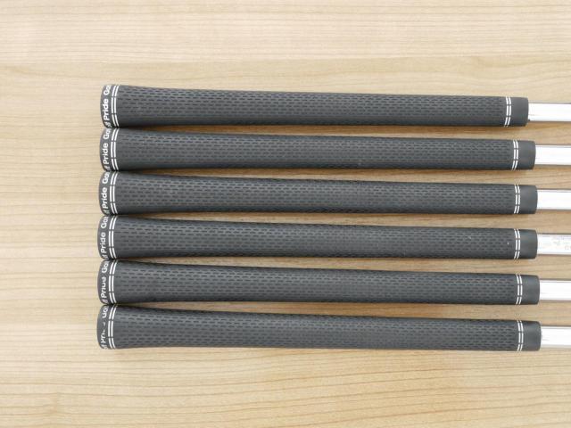 Iron set : Taylormade : ชุดเหล็ก Taylormade P790 (ตัวท้อปสุด ออกปี 2019) มีเหล็ก 5-Pw (6 ชิ้น) ก้านเหล็ก NS Pro Modus 105 Flex S