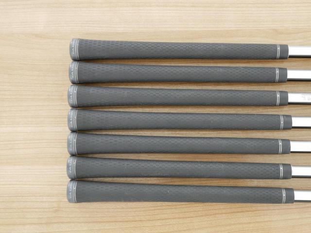 Iron set : Taylormade : ชุดเหล็ก Taylormade Gloire (รุ่นท๊อปสุด Japan Spec. ใบใหญ่ ตีง่าย ไกล) มีเหล็ก 6-Pw,Aw,Sw (7 ชิ้น) ก้านกราไฟต์ Flex SR