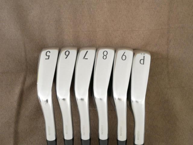 Iron set : Titleist : ชุดเหล็ก Titleist T300 (ออกปี 2019) มีเหล็ก 5-Pw (6 ชิ้น) ก้านเหล็ก KBS Tour 90 Flex S