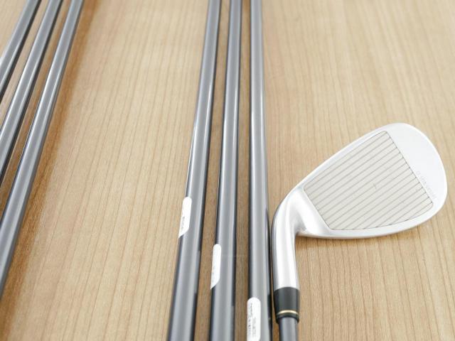 Iron set : Taylormade : ชุดเหล็ก Taylormade Gloire G (รุ่นท๊อปสุด ตีไกลมากๆ เหล็ก 7 Loft 26.5 หน้าเด้ง) มีเหล็ก 6-Pw,Aw,Sw (7 ชิ้น) ก้านกราไฟต์ Flex R