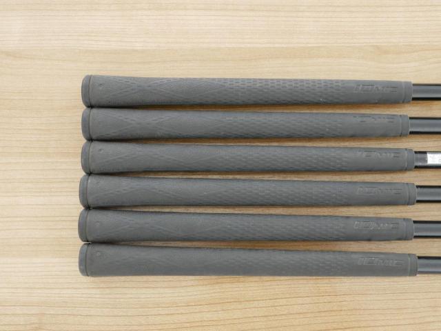 Iron set : Maruman : ชุดเหล็ก Maruman Majesty Conquest (รุ่นท๊อปสุด ออกปี 2022 ของใหม่ 6 หมื่นบาท) มีเหล็ก 6-Pw,Pa (6 ชิ้น) ก้านกราไฟต์ Flex SR