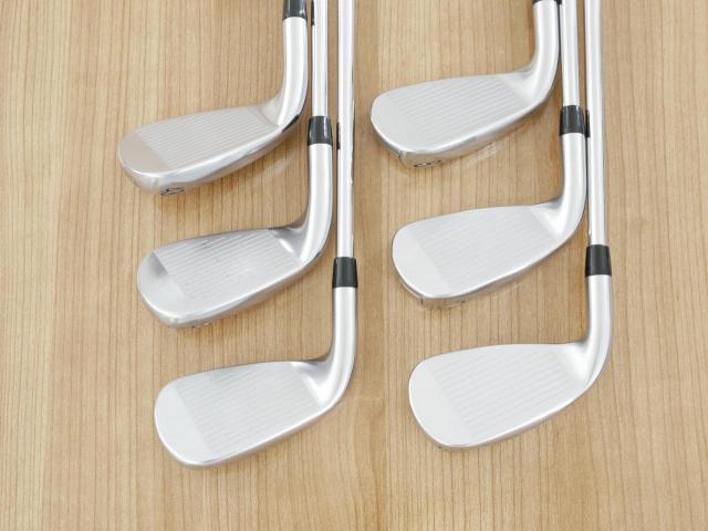 Iron set : Titleist : ชุดเหล็ก Titleist T400 (ตีง่ายที่สุด ไกลที่สุด ออกปี 2020) มีเหล็ก 6-Pw,43 (6 ชิ้น) ก้านเหล็ก NS Pro 950 NEO Flex S