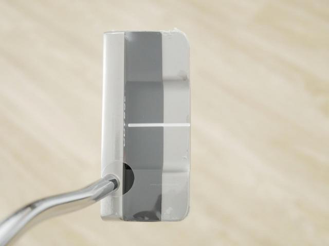 Putter : All : **ของใหม่ ยังไม่แกะพลาสติก** พัตเตอร์ Odyssey Microhinge DW (รุ่นล่าสุด ปี 2025) ยาว 32 นิ้ว