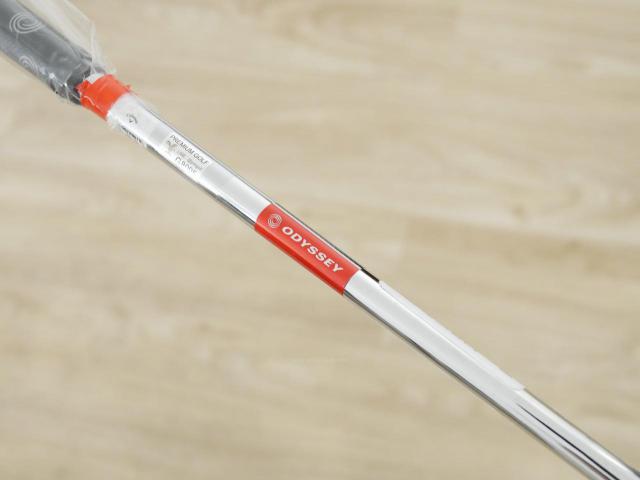 Putter : All : **ของใหม่ ยังไม่แกะพลาสติก** พัตเตอร์ Odyssey Microhinge DW (รุ่นล่าสุด ปี 2025) ยาว 32 นิ้ว