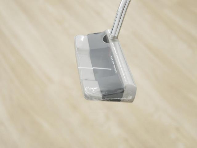 Putter : All : **ของใหม่ ยังไม่แกะพลาสติก** พัตเตอร์ Odyssey Microhinge DW (รุ่นล่าสุด ปี 2025) ยาว 32 นิ้ว
