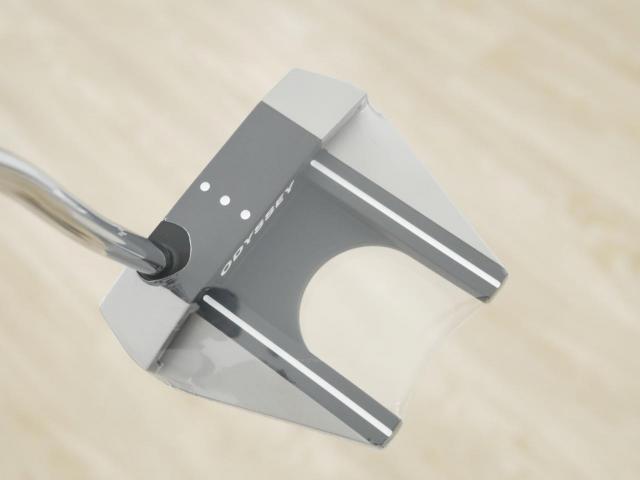 Putter : All : **ของใหม่ ยังไม่แกะพลาสติก** พัตเตอร์ Odyssey Microhinge #7 DB (รุ่นล่าสุด ปี 2025) ยาว 32 นิ้ว
