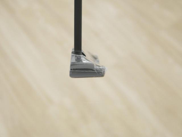 Putter : All : **ของใหม่ ยังไม่แกะพลาสติก** พัตเตอร์ Taylormade TP Black Collection Juno 2 (รุ่นปี 2024) ก้าน KBS Putter 120 ยาว 35 นิ้ว