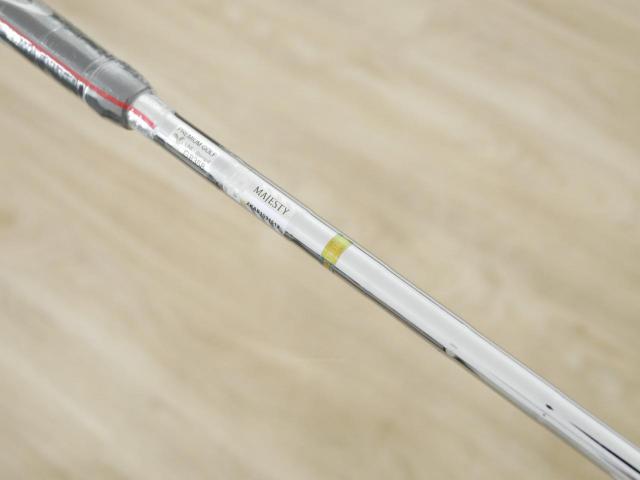 Putter : All : **ของใหม่ ยังไม่แกะพลาสติก** พัตเตอร์ Maruman MAJESTY W-MOMENT Blade ยาว 34 นิ้ว