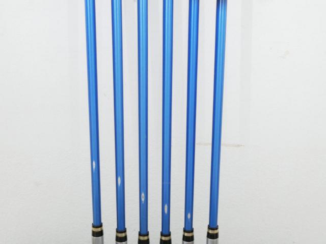 Iron set : Honma : ชุดเหล็ก Honma Beres IS-05 Forged (ปี 2017) มีเหล็ก 6-11 (6 ชิ้น ระยะเทียบเท่า 5-Pw ของรุ่นอื่นๆ) ก้าน ARMRQ ∞ (53) Flex R (2 ดาว)