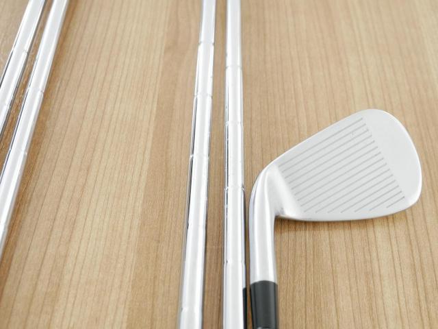 Iron set : Taylormade : ชุดเหล็ก Taylormade P790 (ตัวท้อปสุด ออกปี 2019) มีเหล็ก 6-Pw (5 ชิ้น) ก้านเหล็ก Dynamic Gold 120 VSS S200