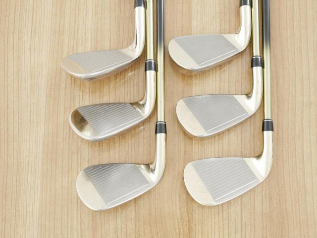 Iron set : PRGR : ชุดเหล็ก PRGR ID Nabla Red Titan (รุ่นท๊อปสุด หน้าเด้ง ไกลมาก) มีเหล็ก 6-Pw,Aw (6 ชิ้น) ก้านกราไฟต์ M-35 Flex R2