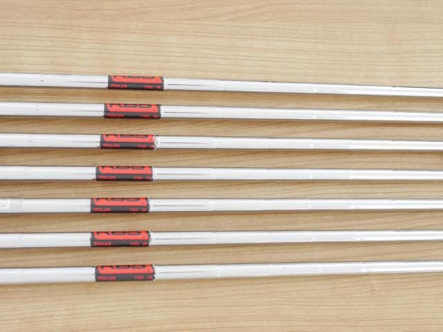 Iron set : Callaway : ชุดเหล็ก Callaway Rogue X CF18 (ออกปี 2018 ตีง่าย ไกลกว่า Rogue ปกติ) มีเหล็ก 4-Pw (7 ชิ้น) ก้านเหล็ก KBS Tour 110 Flex R