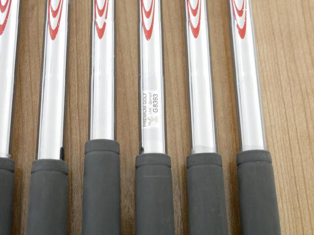 Iron set : Ping : ชุดเหล็ก Ping i Series (ออกปี 2016) มีเหล็ก 4-Pw (7 ชิ้น) ก้านเหล็ก NS Pro Modus 105 Flex S
