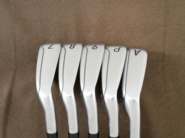 Iron set : Yamaha : ชุดเหล็ก Yamaha Inpres DriveStar Type S (รุ่นล่าสุด ปี 2025 ตีไกลที่สุด ไกลกว่าเหล็กทั่วไป 2 เบอร์ หน้าเด้งมากๆ) มีเหล็ก 7-Pw,Aw (5 ชิ้น) ก้านเหล็ก NS Pro 850 Neo Flex S