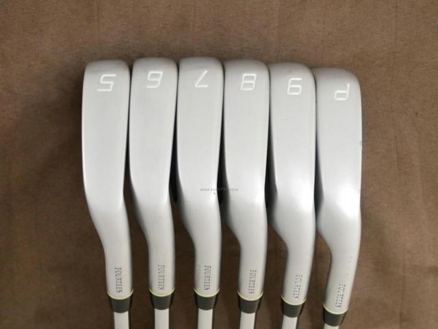 Iron set : Fourteen : ชุดเหล็ก Fourteen TC-606 Forged (ออกปี 2017 นุ่มมากๆ) มีเหล็ก 5-Pw (6 ชิ้น) ก้านเหล็ก Shimada K'S-7001 Flex R