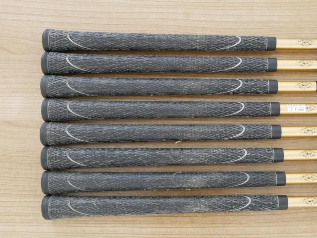 Iron set : Honma : ชุดเหล็ก Honma Beres MG701 มีเหล็ก 5-11,Sw (8 ชิ้น) ก้าน ARMRQ B49 FLex R (1 ดาว) 