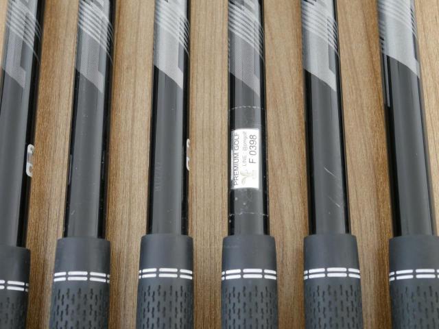 Iron set : Titleist : ชุดเหล็ก Titleist T300 (ออกปี 2019) มีเหล็ก 5-Pw (6 ชิ้น) ก้านกราไฟต์ Mitsubishi KUROKAGE 60i Flex R