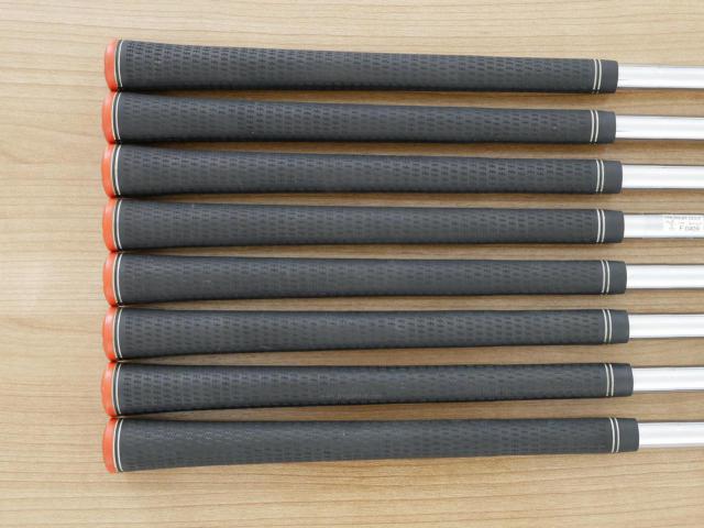 Iron set : Other Brand : ชุดเหล็ก Srixon GIE (ใบใหญ่ ตีง่าย) มีเหล็ก 5-Pw,Aw,Sw (8 ชิ้น) ก้านเหล็ก NS Pro 950 Flex R