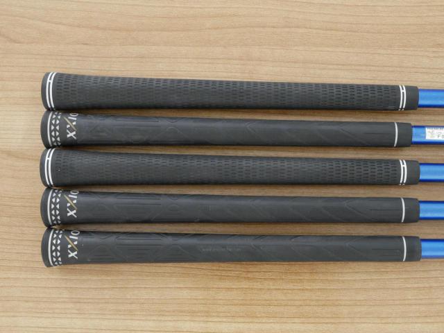 Iron set : XXIO : ชุดเหล็ก XXIO Cross (ออกปี 2019 ตีไกลที่สุดของที่สุดจาก XXIO หน้าเด้งสุดๆ) มีเหล็ก 7-Pw,Aw (5 ชิ้น ตีไกลกว่าปกติ 2 เบอร์) ก้านกราไฟต์ MH1000 Flex R