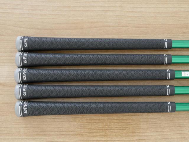 Iron set : Bridgestone : ชุดเหล็ก Bridgestone PHYZ (ปี 2018 รุ่นท๊อป ง่ายและไกลมาก) มีเหล็ก 6-Pw (5 ชิ้น) ก้านกราไฟต์ Flex SR