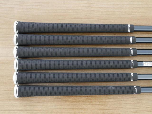 Iron set : Other Brand : ชุดเหล็ก Tour AD DI (หายากมาก) มีเหล็ก 5-Pw (6 ชิ้น) ก้านกราไฟต์ UST Mamiya RECOIL DART 6 Flex R