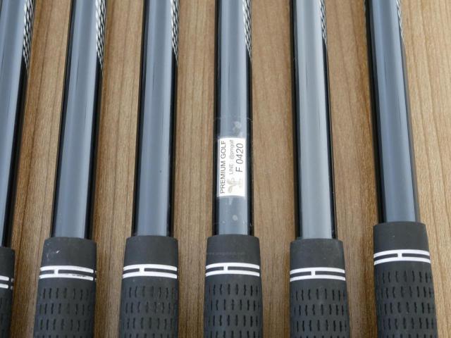 Iron set : Other Brand : ชุดเหล็ก Tour AD DI (หายากมาก) มีเหล็ก 5-Pw (6 ชิ้น) ก้านกราไฟต์ UST Mamiya RECOIL DART 6 Flex R
