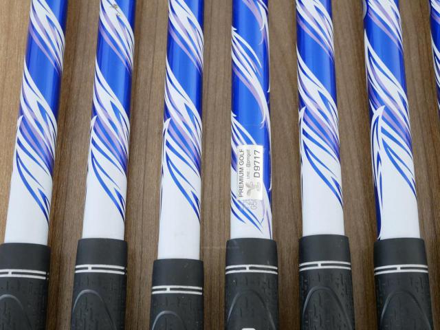 Iron set : Mizuno : ชุดเหล็ก Mizuno JPX 900 Forged (นุ่มมาก ตีง่าย ระยะดี) มีเหล็ก 5-Pw,Aw (7 ชิ้น) ก้านกราไฟต์ Flex SR