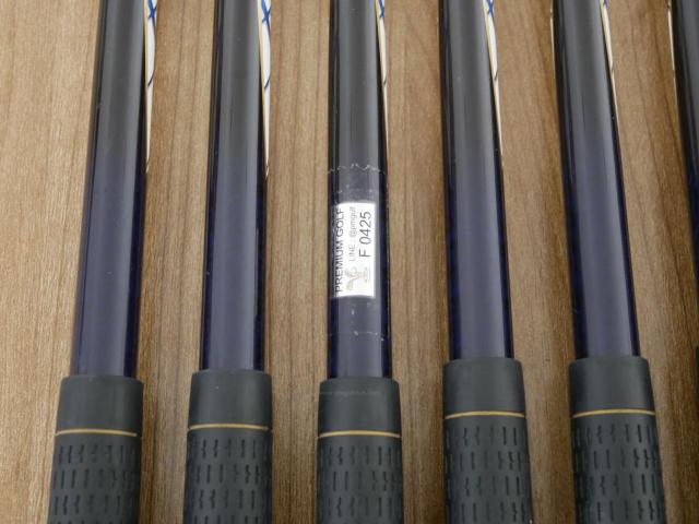 Iron set : Honma : ชุดเหล็ก Honma Beres IS-06 Forged (ปี 2019) มีเหล็ก 6-11,Aw,Sw (8 ชิ้น เทียบเท่า 5-Pw,Aw,Sw) ก้าน ARMRQ X (52) Flex R (2 ดาว)