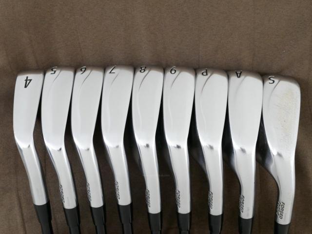 Iron set : Titleist : ชุดเหล็ก Titleist VG3 Type E Forged (Japan Spec. ตีง่ายและไกลมากๆ) มีเหล็ก 4-Pw,Aw,Sw (9 ชิ้น) ก้านกราไฟต์ Mitsubishi Rayon VG i60 Flex R