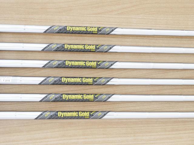 Iron set : Taylormade : ชุดเหล็ก Taylormade P770 Forged (รุ่นล่าสุด ออกปี 2024 นุ่ม แน่น) มีเหล็ก 5-Pw (6 ชิ้น) ก้านเหล็ก Dynamic Gold 115 MID S200