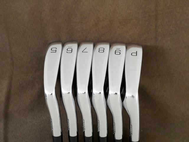 Iron set : Mizuno : ชุดเหล็ก Mizuno JPX 800 Forged มีเหล็ก 5-Pw (6 ชิ้น) ก้านกราไฟต์ Flex SR