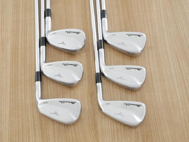 Iron set : Mizuno : ชุดเหล็ก Mizuno Pro 225 Forged (ปี 2023 นุ่ม แน่น ระยะดี) มีเหล็ก 5-Pw (6 ชิ้น) ก้านเหล็ก Dynamic Gold 95 S200