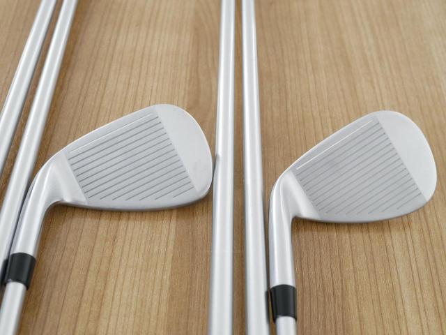 Lady club : All : ชุดเหล็ก Taylormade Qi (รุ่นล่าสุด ออกปี 2024 Japan Spec.) มีเหล็ก 7-Pw,Aw,Sw (6 ชิ้น) ก้านกราไฟต์ Mitsubishi ELDIO TM40 Flex A (Lady)