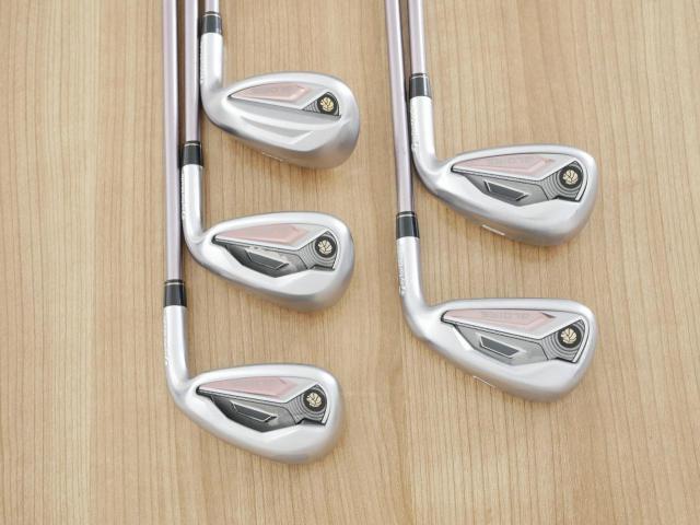 Lady club : All : ชุดเหล็ก Taylormade Gloire (รุ่นท๊อปสุด Japan Spec. ใบใหญ่ ตีง่าย ไกล) มีเหล็ก 7-Pw,Sw (5 ชิ้น) ก้านกราไฟต์ Flex L
