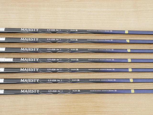 Iron set : Maruman : ชุดเหล็ก Maruman Majesty Royal SP (รุ่นท๊อปสุด ตีง่าย เด้ง ไกลมากๆ) มีเหล็ก 5-10,Pw (7 ชิ้น ระยะเทียบเท่า 4-Pw) ก้านกราไฟต์ Flex R